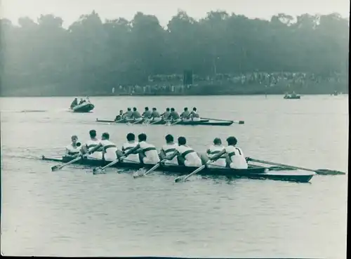 Foto Ruder-Wettkampf, DHFK Achter, Vorlauf