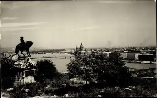 Ak Budapest Ungarn, Denkmal, Brücke, Stadt