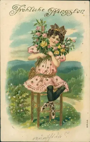 Präge Glitzer Ak Glückwunsch Pfingsten, Mädchen mit Blumenstrauß
