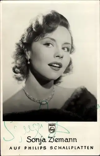 Ak Schauspielerin und Sängerin Sonja Ziemann, Portrait, Autogramm
