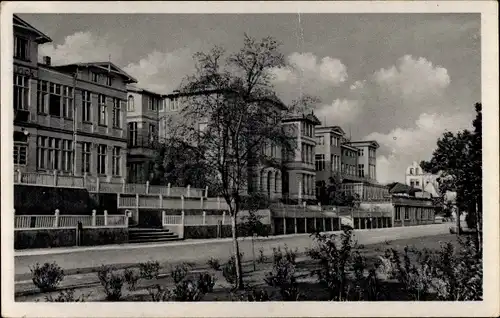 Ak Ostseebad Zinnowitz auf Usedom, Kurpromenade