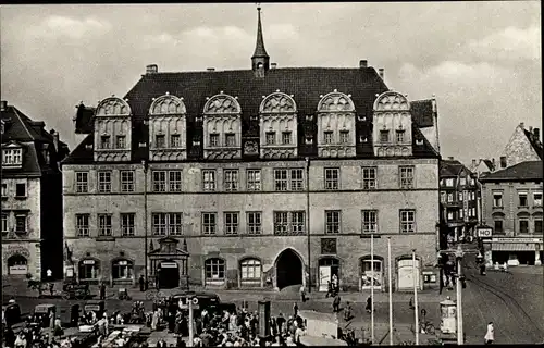 Ak Naumburg an der Saale, Rathaus, Passanten