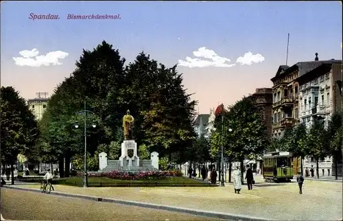 Ak Berlin Spandau, Bismarckdenkmal, Straßenbahn