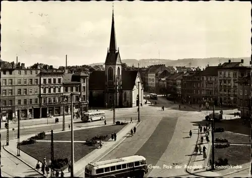 Ak Gera in Thüringen, Platz der Republik, Trinitatiskirche, Bus
