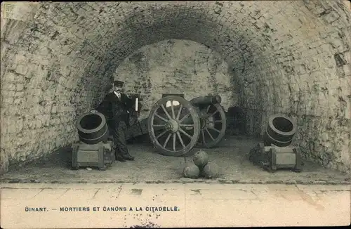 Ak Dinant Wallonien Namur, Mörser und Kanonen an der Zitadelle