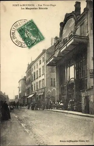 Ak Pont à Mousson Mussenbrück Lothringen Meurthe et Moselle, Rue Victor-Hugo, Les Magasins Reunis