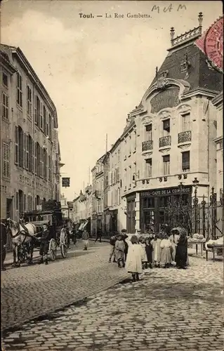 Ak Toul Lothringen Meurthe et Moselle, La Rue Gambetta