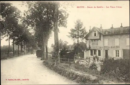 Ak Bayon Meurthe et Moselle, Route de Roville, les vieux Freres