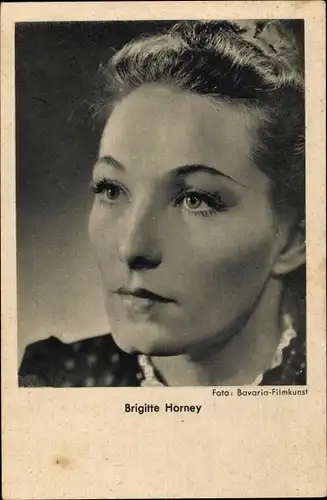 Ak Schauspielerin Brigitte Horney, Portrait