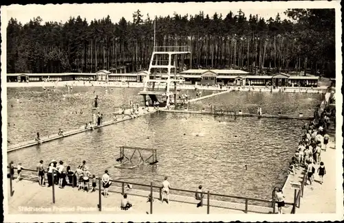 Ak Haselbrunn Plauen im Vogtland, Städtisches Freibad