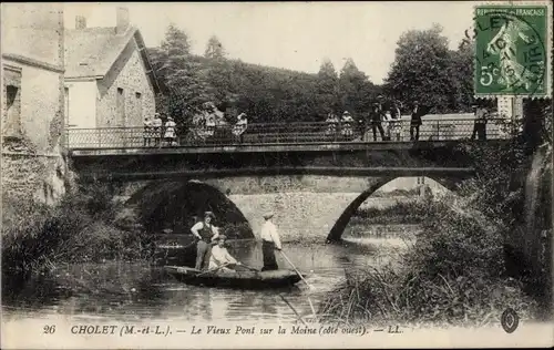 Ak Cholet Maine et Loire, Le Vieux Pont sur la Moine