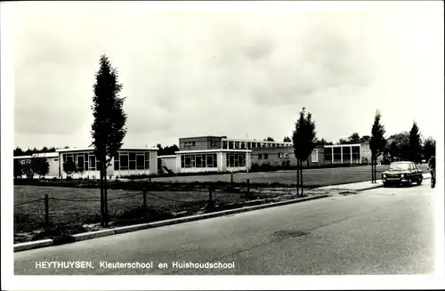 Ak Heijthuijsen Heythuysen Limburg Niederlande, Kleuterschool en Huishoudschool