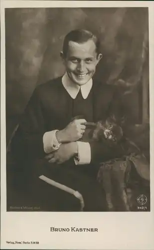 Ak Schauspieler Bruno Kastner, Portrait, Pekingese