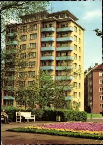 Ak Karl Marx Stadt Chemnitz in Sachsen, Hochhaus am Schlossteich