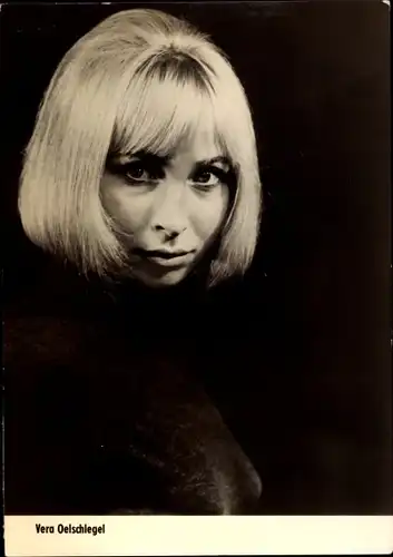 Ak Schauspielerin Vera Oelschlegel, DEFA, Die gefrorenen Blitze, Portrait, Progress Starfoto