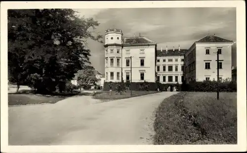 Ak Strážnice Strassnitz Südmähren, Schloss