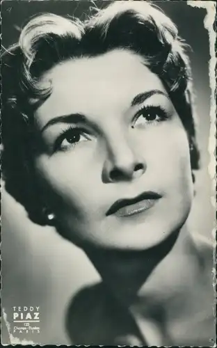 Ak Schauspielerin Colette Marchand, Portrait