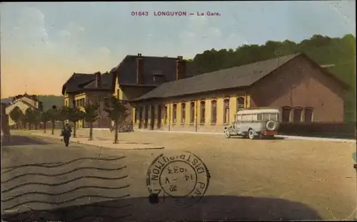 Ak Longuyon Lothringen Meurthe et Moselle, Bahnhof, Omnibus