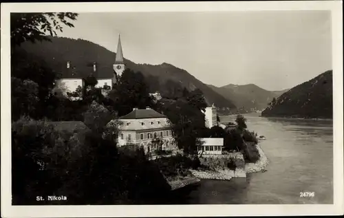 Ak St. Nikola an der Donau Oberösterreich, Teilansicht, Kirche