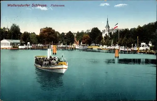 Ak Woltersdorf bei Berlin, Woltersdorfer Schleuse, Flakensee, Schiff