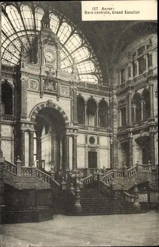 Ak Anvers Antwerpen Flandern, Gare centrale, Grand Escalier