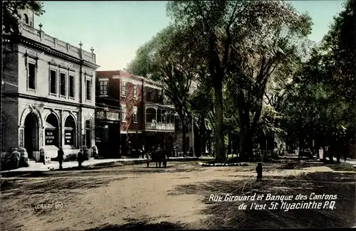 Ak St. Hyacinthe Québec, Rue Girouard et Banque des Cantons