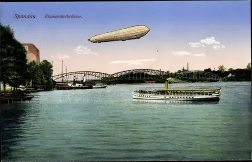 Ak Berlin Spandau, Zeppelin, Eiswerderbrücke, Dampfschiff