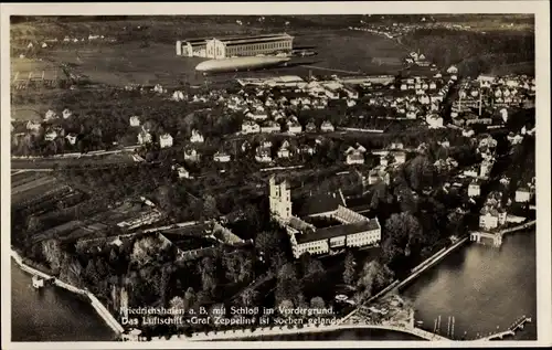 Ak Friedrichshafen am Bodensee, Luftbild, Schloss, Luftschiff Graf Zeppelin, LZ 127