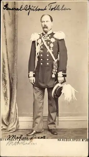 CdV Generaladjutant Totleben, General der russischen Armee, Standportrait, um 1870