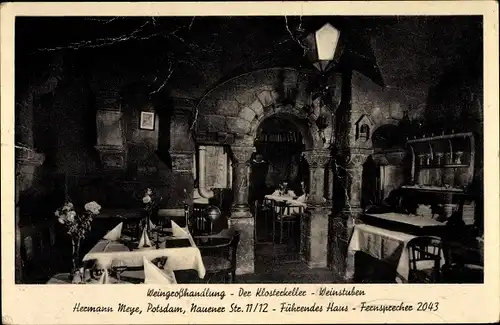 Ak Potsdam in Brandenburg, Weingroßhandlung Der Klosterkeller, Bes. Hermann Meye, Innenansicht