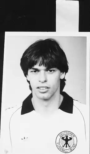 Foto Fußball Nationalspieler Jürgen Milewski, Hamburger SV, DFB, Portrait