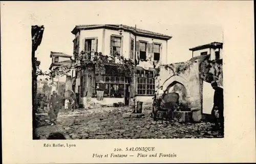 Ak Saloniki Thessaloniki Griechenland, Platz, Brunnen