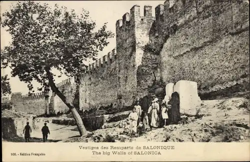 Ak Saloniki Griechenland, Überreste der Stadtmauer