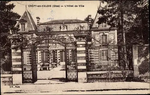 Ak Crépy in Valois Oise, das Rathaus