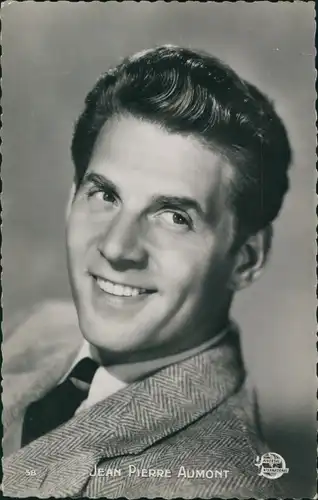 Ak Französischer Schauspieler Jean Pierre Aumont, Portrait