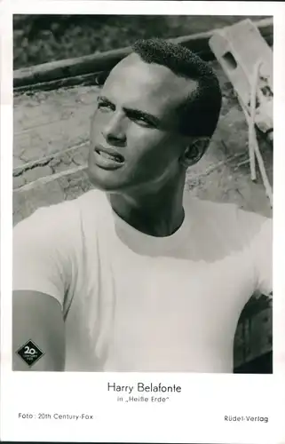 Ak Schauspieler Harry Belafonte, Portrait, Film Heiße Erde