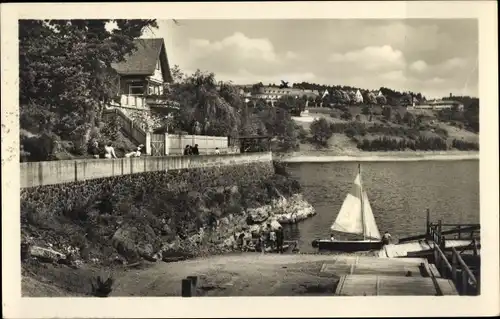 Ak Saalburg an der Saale, Am Strandweg, Segelboot, Anlegestelle