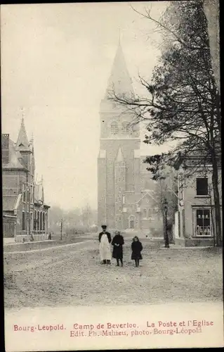 Ak Bourg Leopold Leopoldsburg Flandern Limburg, Camp de Beverloo, Post, Kirche
