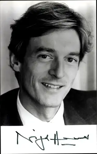 Foto Schauspieler Nigel Havers, Portrait, Autogramm