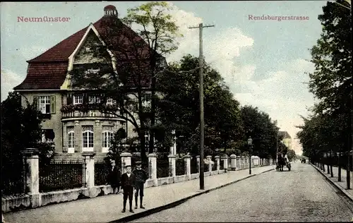 Ak Neumünster in Schleswig Holstein, Rendsburger Straße, Straßenpartie