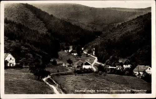 Ak Illeschlade Finnentrop im Sauerland, Ort, Berge