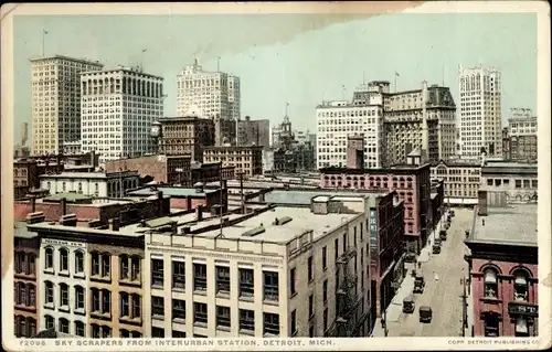 Ak Detroit Michigan USA, Wolkenkratzer vom Überlandbahnhof