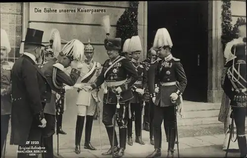 Ak Die Söhne des Kaiserpaares, Eitel Friedrich Prinz von Preussen, Kronprinz Wilhelm