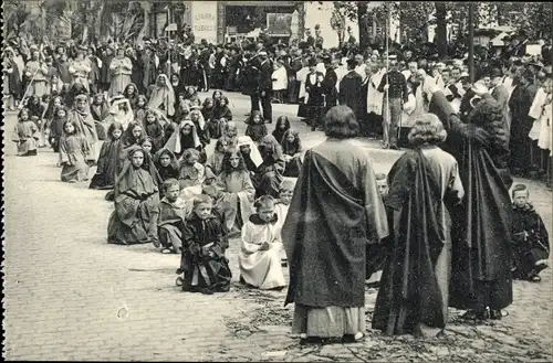 Ak Bruges Westflandern, Processie van't Heilig Bloed, Jesus zegent de kleine kinderen