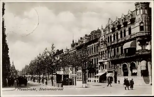 Ak Maastricht Limburg Niederlande, Stationsstraat
