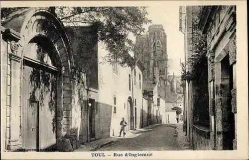 Ak Toul Meurthe et Moselle, Rue d'Inglemure, Perspektive der Kathedrale