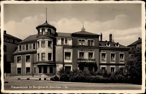 Ak Zwickau in Sachsen, Blick auf die Frauenklinik Dr. Burgkhardt