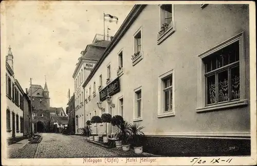 Ak Nideggen in der Eifel, Blick auf das Hotel Heiliger, Vorderansicht, Stadttor