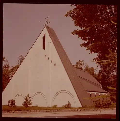 8 Zelluloid Negative Kellinghusen in Holstein, Freibad, Fluss, Kirche