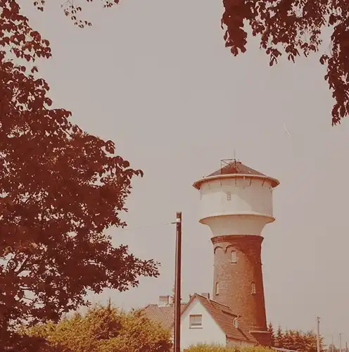 8 Zelluloid Negative Kellinghusen in Holstein, Freibad, Fluss, Kirche